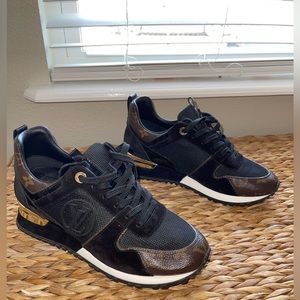 Authentic Louis Vuitton Runaway Sneaker